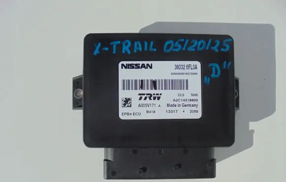Nissan X-Trail T32 Parking PDC control unit/module 360326FL0A