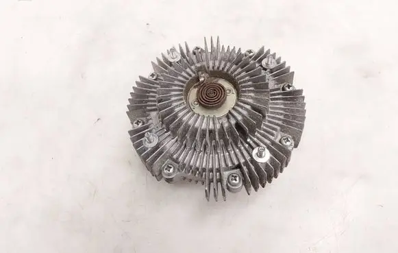 Toyota Hilux VIII Viscous fan clutch 