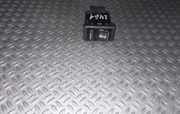 Nissan Primera Central locking switch button 