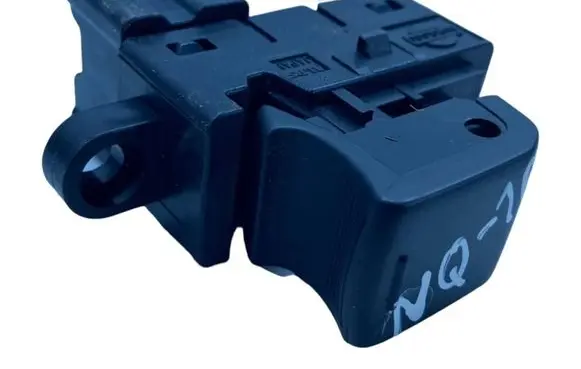 Nissan Qashqai Electric window control switch 25411JD000 1577