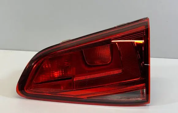 Volkswagen Golf VII Tailgate rear/tail lights 5G0945094R