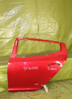 KIA Stinger Front door 000259