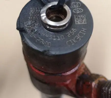 Hyundai Tucson JM Fuel injector 0445110258