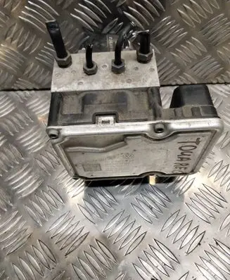 Volkswagen Touareg II ABS Pump 7P0614517J 10021206554