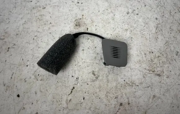 Alfa Romeo Stelvio Microphone (bluetooth/phone) 1561147070
