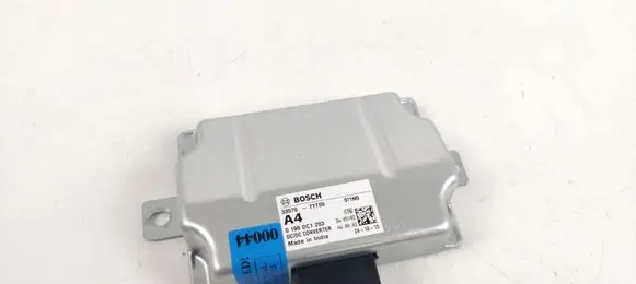 Suzuki Swift IV Voltage converter inverter 3357077T00