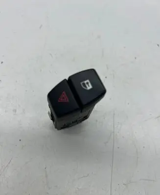 BMW 5 F10 F11 Hazard light switch 9161896 6131