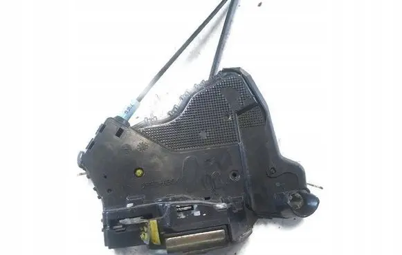 Toyota Urban Cruiser (XP110) Front door lock 928766