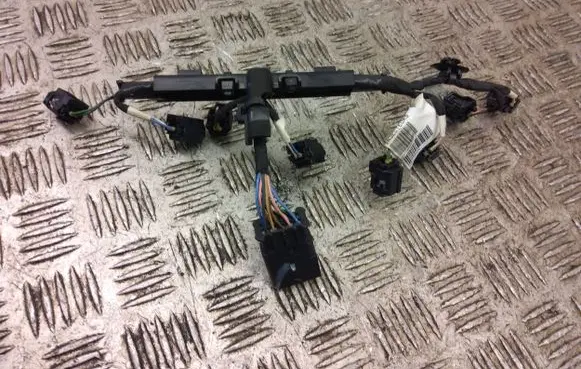 Nissan Juke II F16 Fuel injector wires 240118244s