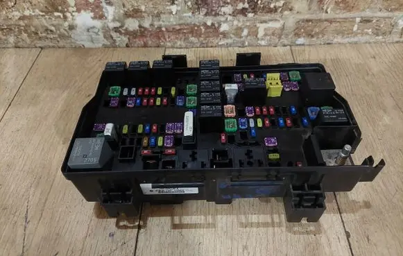 Jeep Grand Cherokee Fuse box set