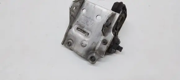 BMW 7 F01 F02 F03 F04 Radiator mount bracket 7186513 7207151