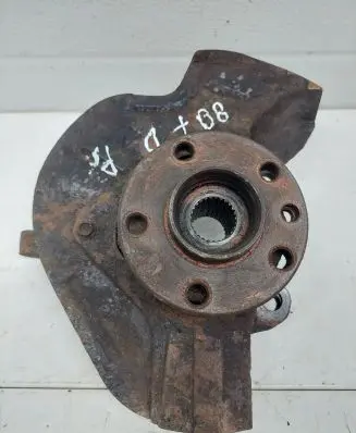 Peugeot 807 Front wheel hub spindle knuckle