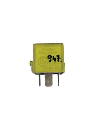 BMW 3 E46 Other relay 1389105 61361389105
