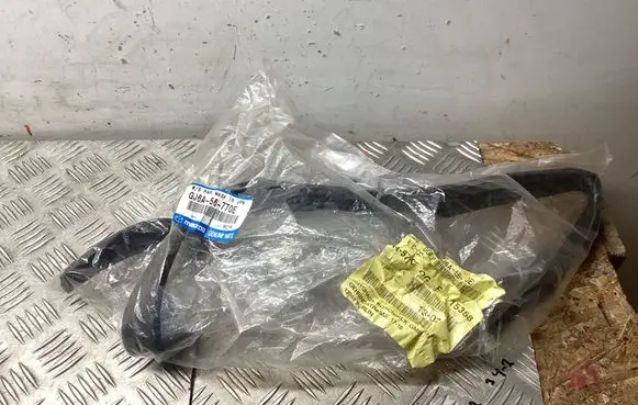 Mazda 6 Engine compartment rubber GJ6A56770E