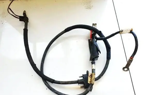 Citroen C8 Positive cable (battery) 1484991080