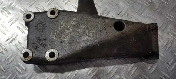 Fiat Bravo - Brava Engine mounting bracket 7770267