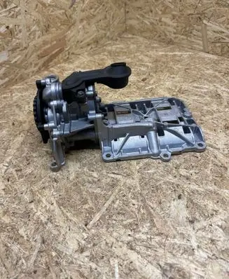 BMW 3 F30 F35 F31 Oil pump 7810823 11012001016 7810773