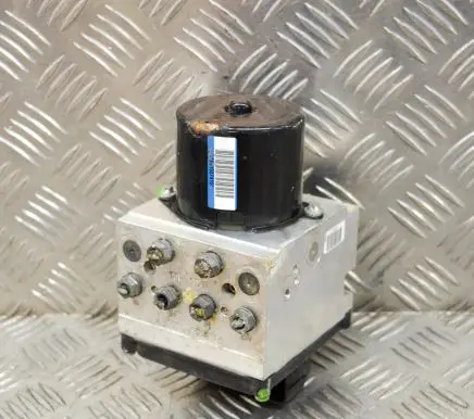 Volkswagen PASSAT B6 ABS Pump 3C0614109K 16431508E