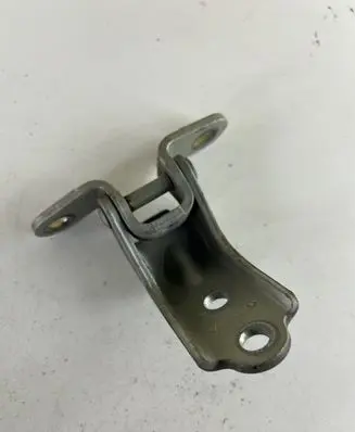 Hyundai Tucson JM Front door upper hinge