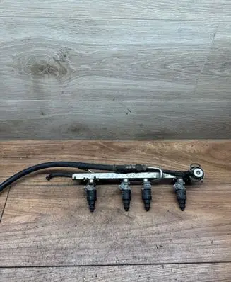 Volkswagen PASSAT B5.5 Fuel main line pipe 050133681A