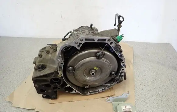 Nissan Micra Manual 5 speed gearbox 31036BC00B