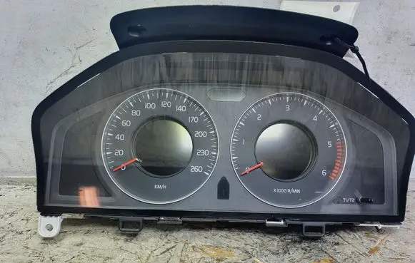 Volvo V70 Speedometer (instrument cluster) 31254535AA 36000411 BK9KB