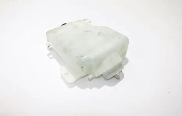 Mitsubishi Pajero Windshield washer fluid reservoir/tank 060351607