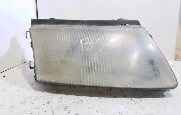 Volkswagen PASSAT B5 Headlight/headlamp 02040402