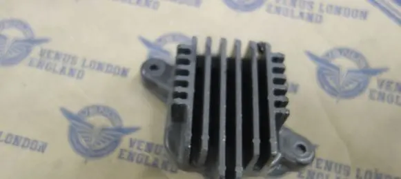 Peugeot 3008 II Voltage converter/converter module 89910221