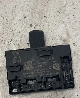 Skoda Octavia Mk3 (5E) Door control unit/module 5Q4959392B 2920400
