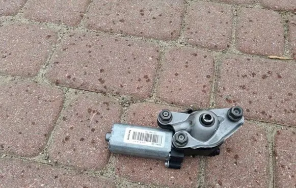Opel Insignia B Seat adjustment motor 13513114