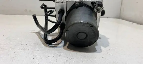 Audi A4 S4 B7 8E 8H ABS Pump 8E0910517D 8E0614517AK