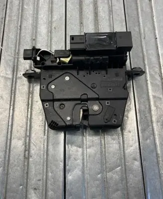 BMW 3 F30 F35 F31 Tailgate lock latch 966929109 16367210 UK481712302