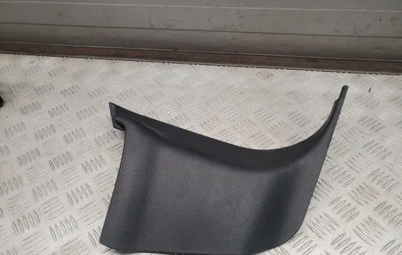 Jeep Grand Cherokee Foot area side trim 1GM00DX9AD