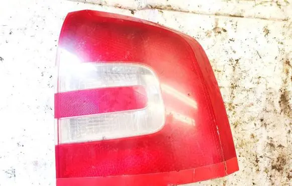 Skoda Octavia Mk2 (1Z) Rear/tail lights 1z9945