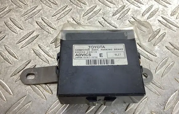 Lexus RX 450H Hand brake control module 8905048010