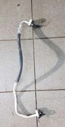 Dodge Nitro Air conditioning (A/C) pipe/hose