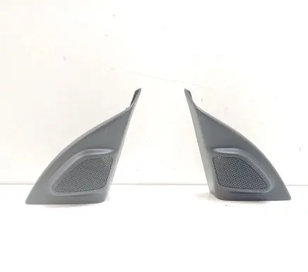 Volvo XC70 Front door high frequency speaker 30781068 30781067