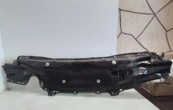 Toyota Auris 150 Top upper radiator support slam panel