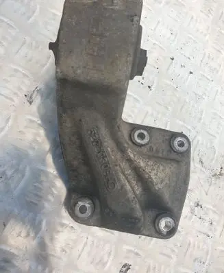 Jeep Cherokee Engine mount bracket 52090309AD