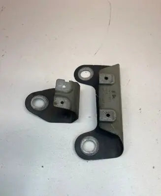 Audi A4 S4 B8 8K Fender mounting bracket 8K0821469C 8K0821467B