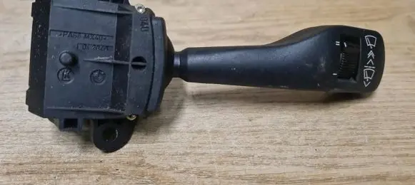 BMW 5 E39 Wiper control stalk 8363664