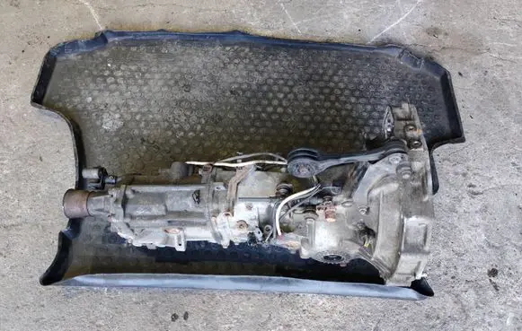 Subaru Impreza III Manual 5 speed gearbox TY758XT1AA