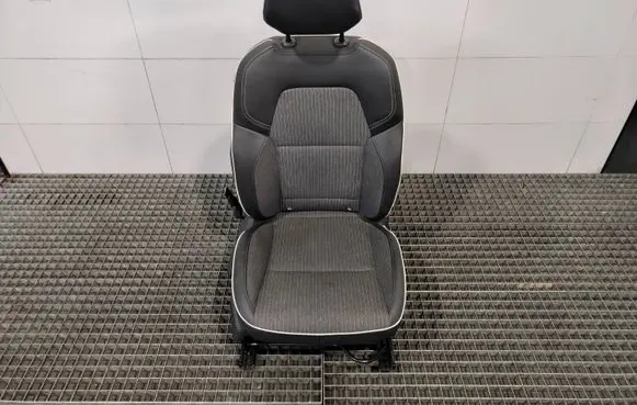 Renault Clio V Front passenger seat 