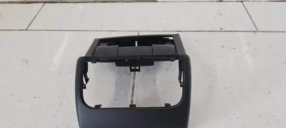 Audi A4 S4 B8 8K Rear air vent grill 8K0864376 0000249521
