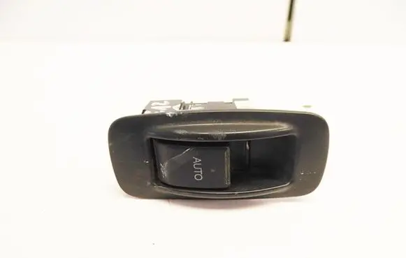 Toyota Corolla E120 E130 Quarter vent window switch 84801-02411