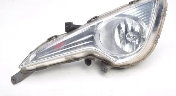 Hyundai i40 Front fog light 92201-3Z010
