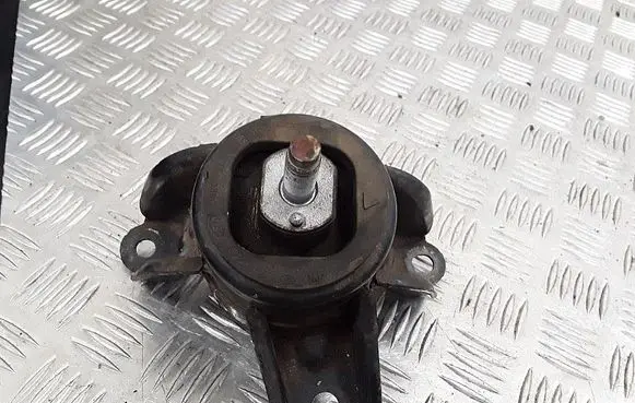 KIA Ceed Engine mount bracket 21810A5000