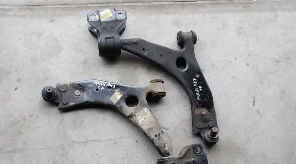 Ford Focus Front control arm 120KM