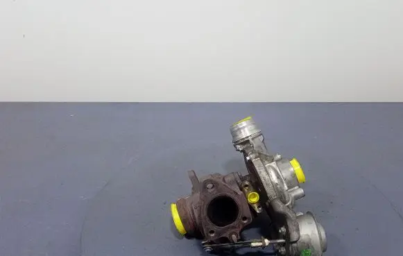 Mercedes-Benz Citan W415 Turbo system vacuum part 8201164371